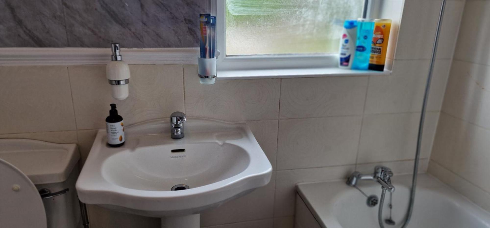 Homestay Rowan Crescent's Luxury Stay-in 3 Streatham Vale