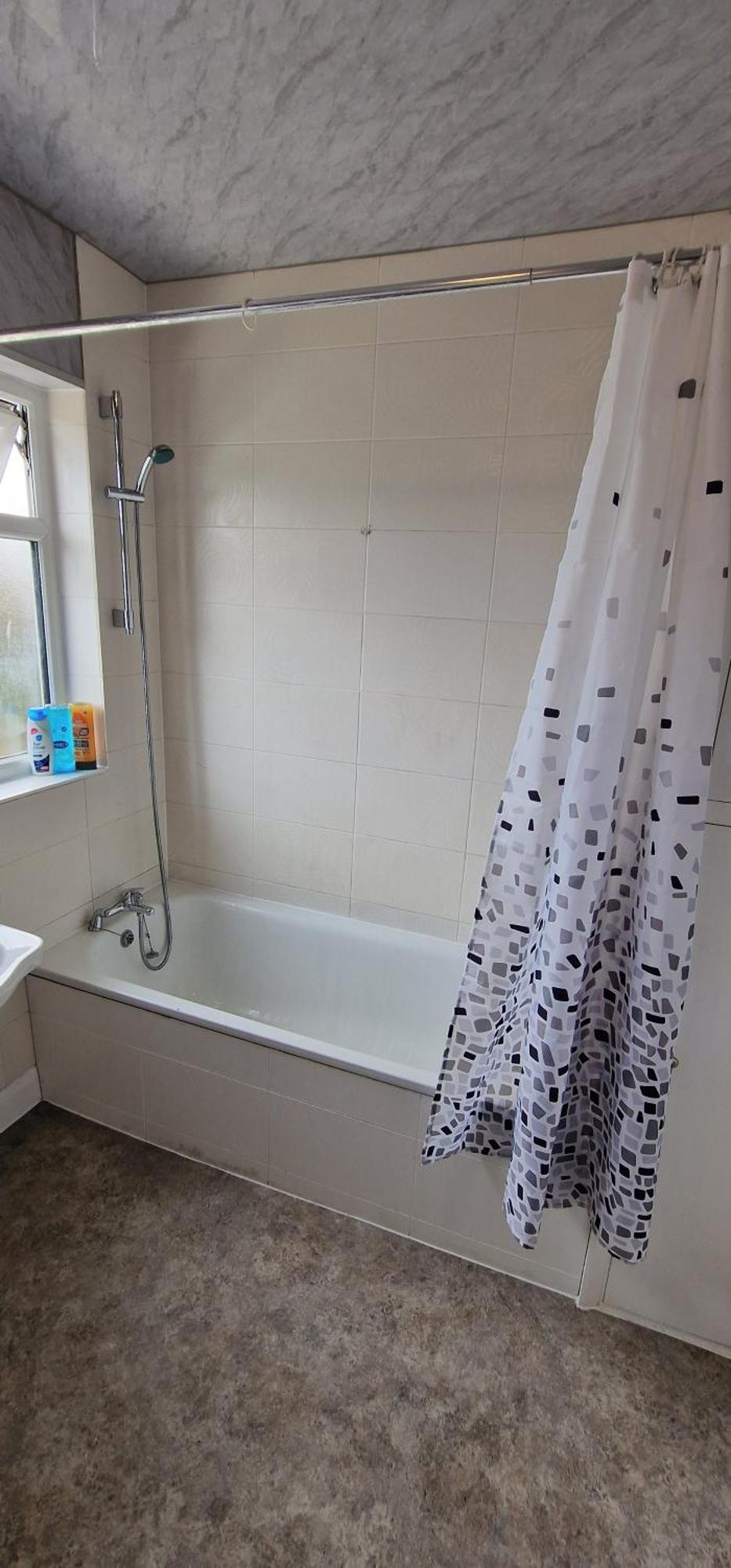 Rowan Crescent's Luxury Stay-in 3 *